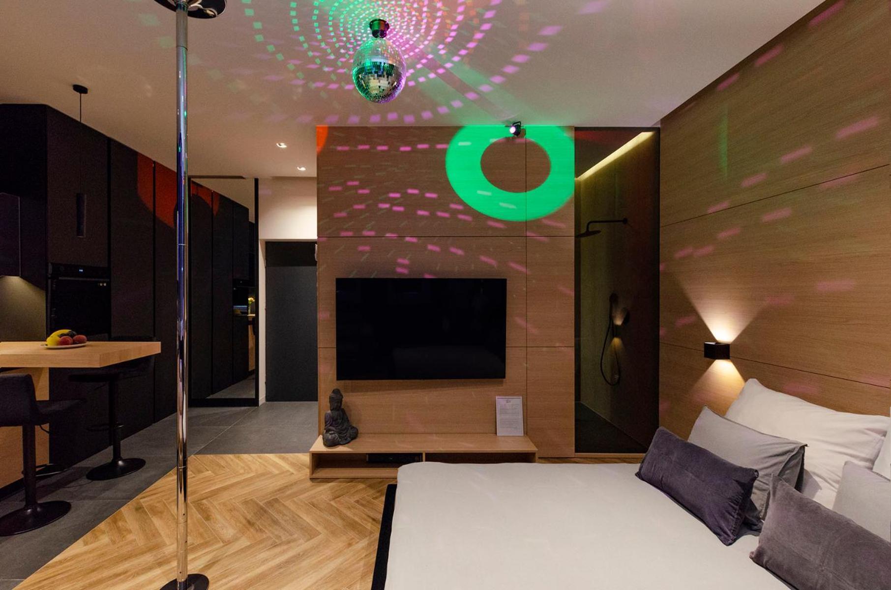 Lupoapartments Z Jacuzzi Pole Dance Leczycka 29 Klimatyzacja Parking Dostep Na Kod Łódź Cameră foto